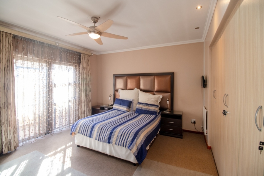 2 Bedroom Property for Sale in The Stewards Gauteng