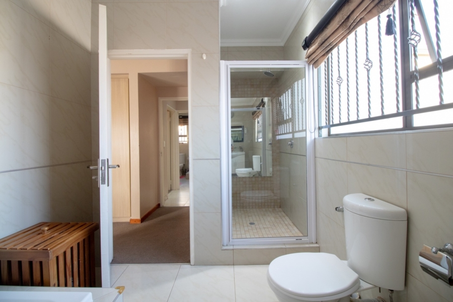 2 Bedroom Property for Sale in The Stewards Gauteng