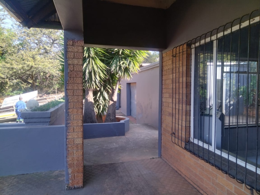 4 Bedroom Property for Sale in Kameeldrift West Gauteng