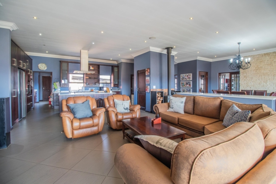 5 Bedroom Property for Sale in Dunblane Lifestyle and Equestrian Estate Gauteng