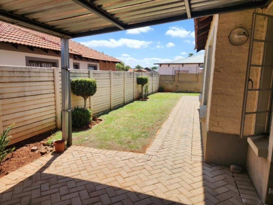 3 Bedroom Property for Sale in Chantelle Gauteng