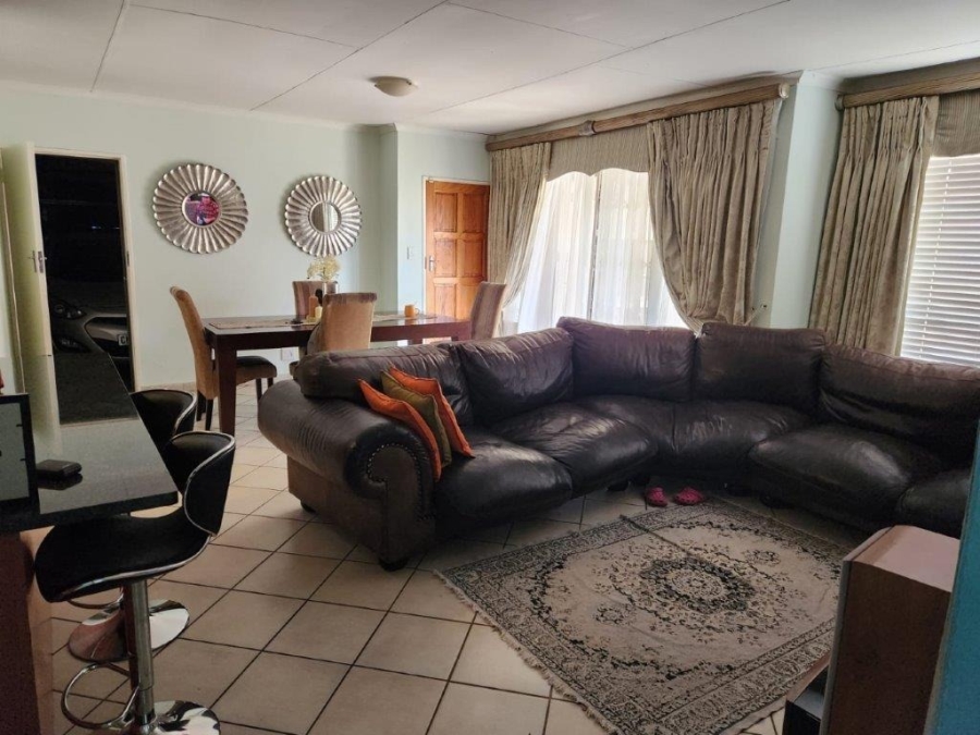 3 Bedroom Property for Sale in Chantelle Gauteng