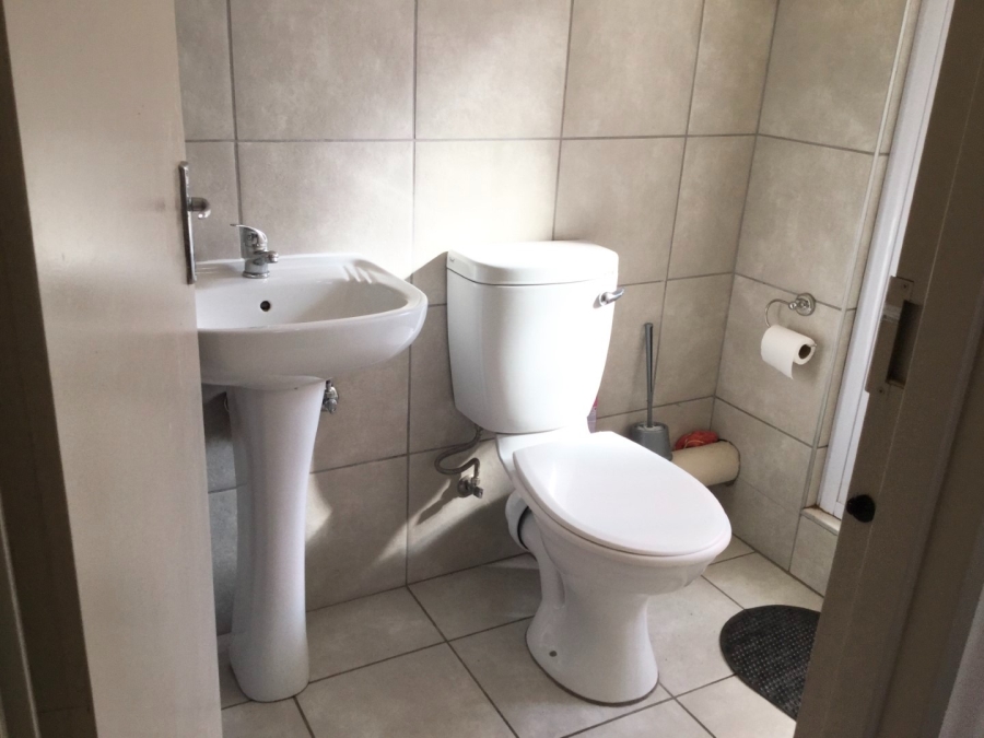 3 Bedroom Property for Sale in Annlin Gauteng