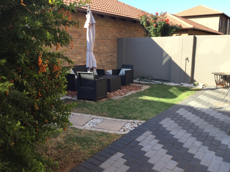 3 Bedroom Property for Sale in Annlin Gauteng