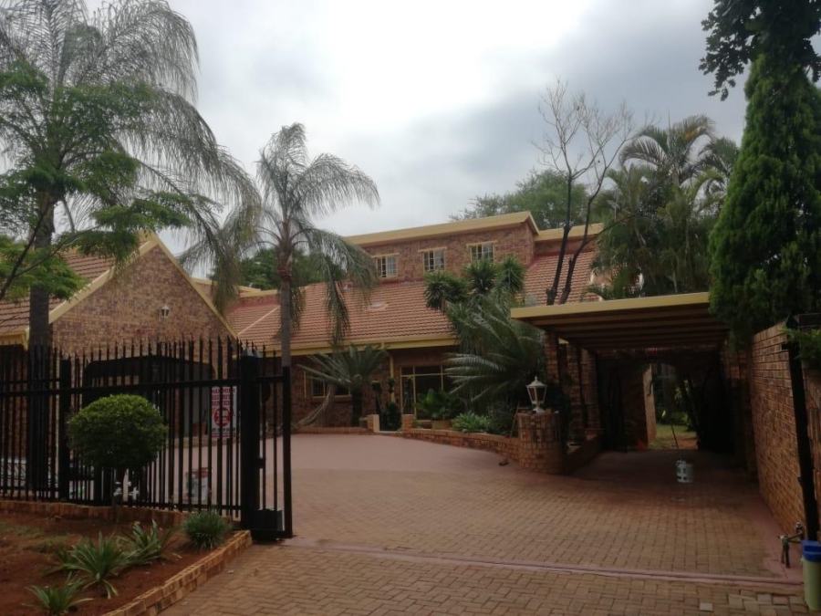 4 Bedroom Property for Sale in Ninapark Gauteng