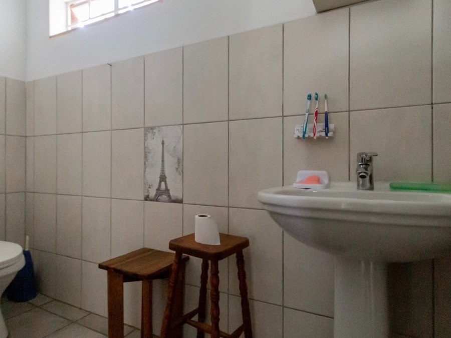 11 Bedroom Property for Sale in Heatherdale AH Gauteng