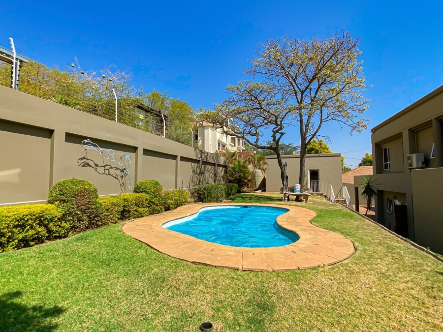 4 Bedroom Property for Sale in Magalieskruin Gauteng