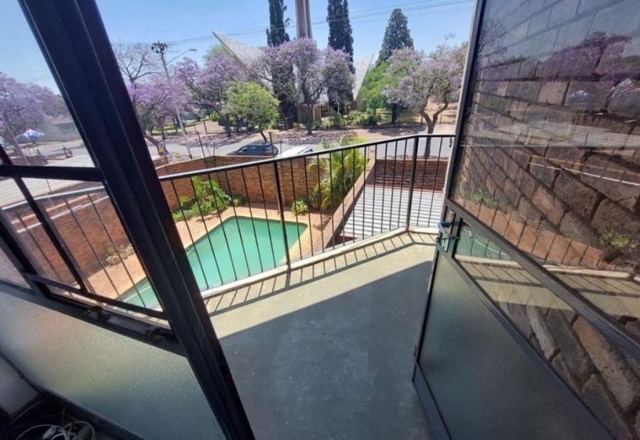 2 Bedroom Property for Sale in Villieria Gauteng