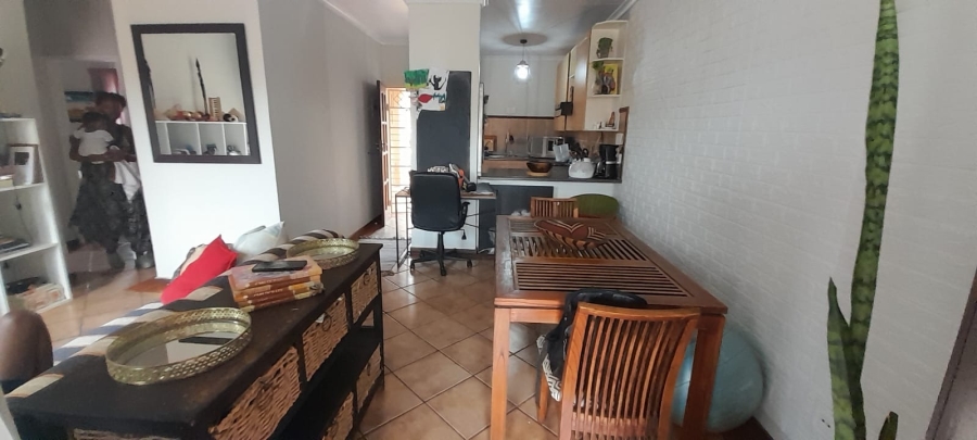 To Let 2 Bedroom Property for Rent in Equestria Gauteng