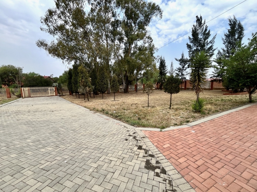 To Let 1 Bedroom Property for Rent in President Park Gauteng