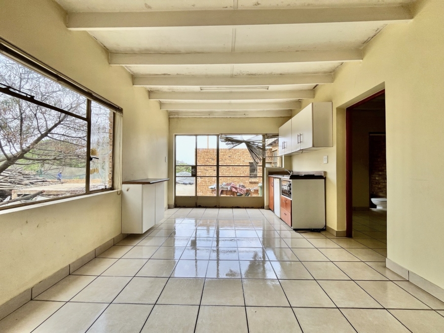 To Let 1 Bedroom Property for Rent in President Park Gauteng