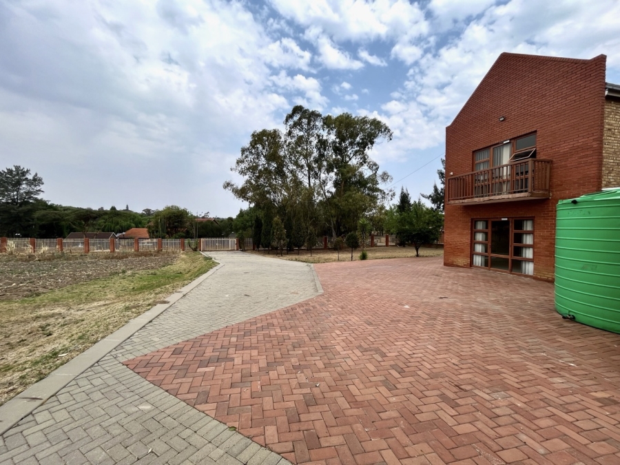 To Let 1 Bedroom Property for Rent in President Park Gauteng