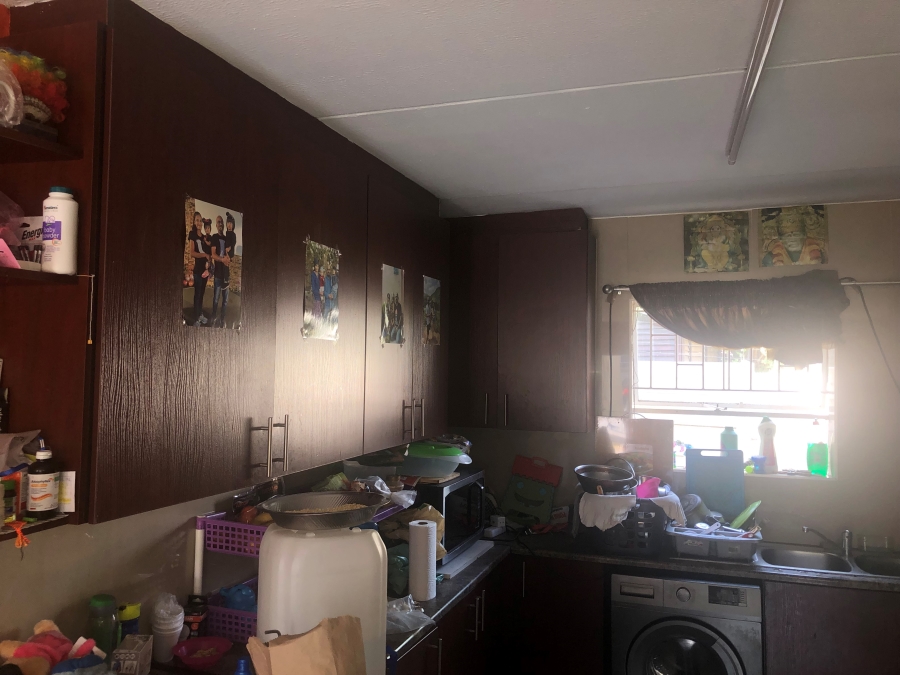 2 Bedroom Property for Sale in Vorna Valley Gauteng