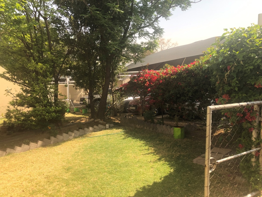 2 Bedroom Property for Sale in Vorna Valley Gauteng