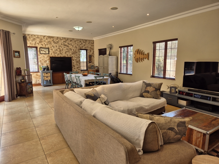 4 Bedroom Property for Sale in Midlands Estate Gauteng