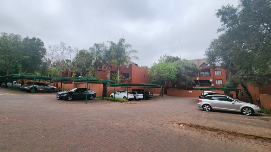 2 Bedroom Property for Sale in Sunninghill Gauteng