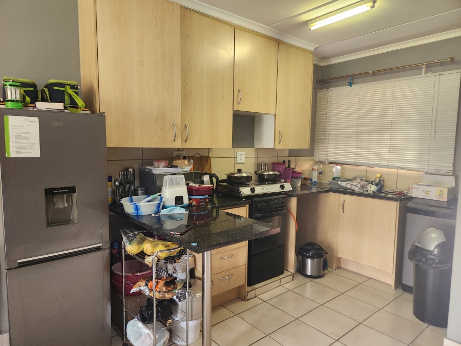 2 Bedroom Property for Sale in Albemarle Gauteng