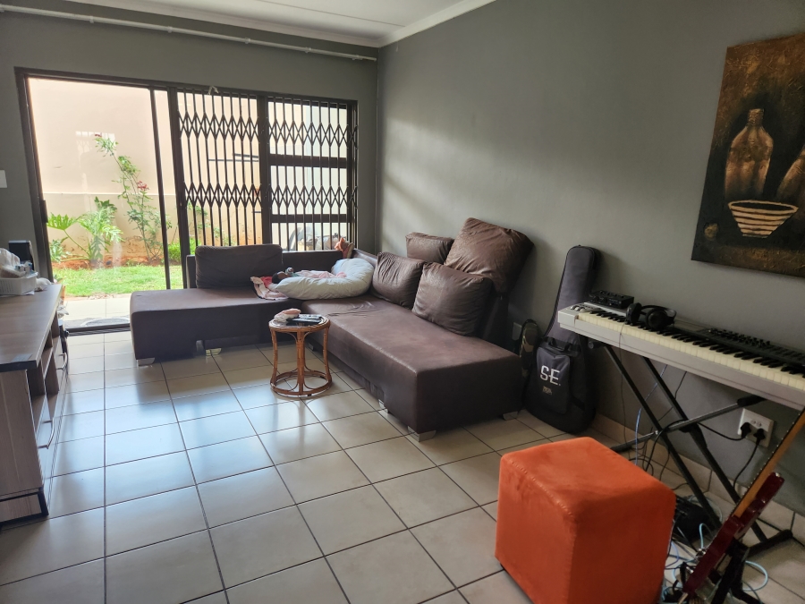 2 Bedroom Property for Sale in Albemarle Gauteng