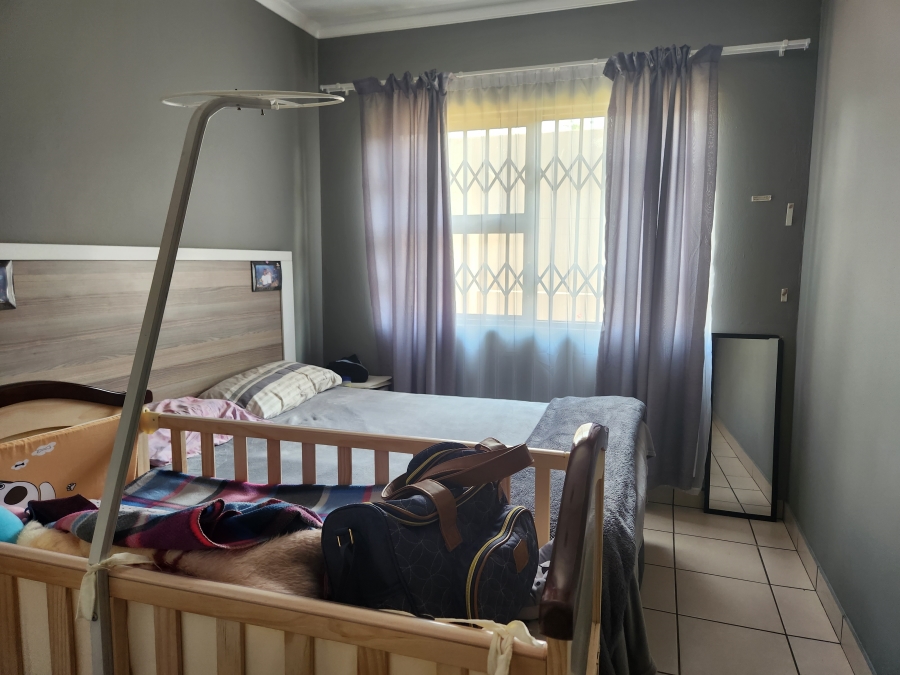 2 Bedroom Property for Sale in Albemarle Gauteng