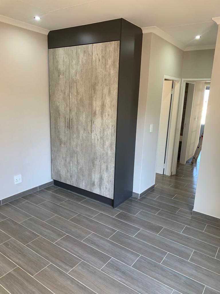 2 Bedroom Property for Sale in Kensington B Gauteng