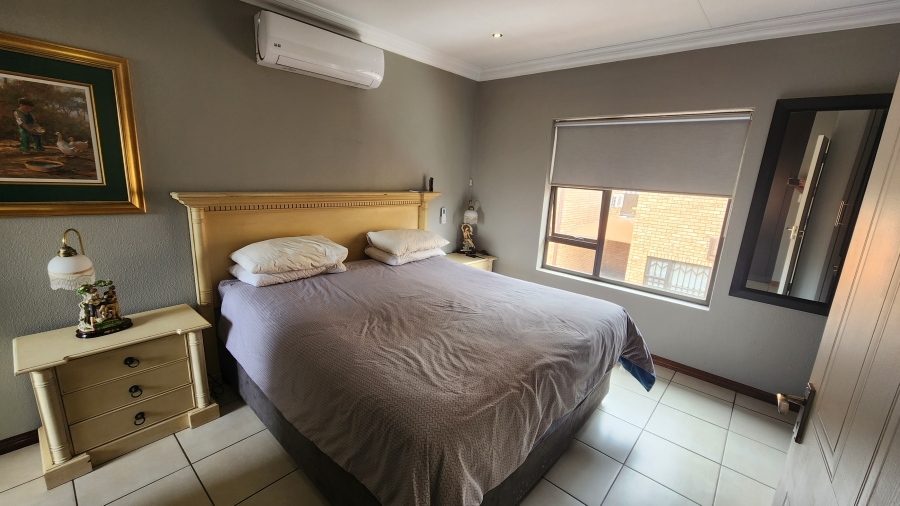 3 Bedroom Property for Sale in New Redruth Gauteng