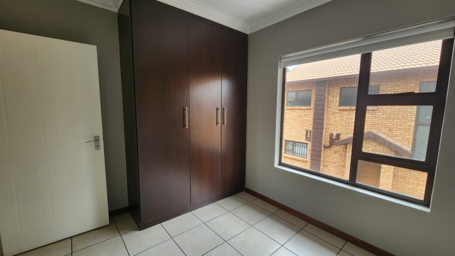 3 Bedroom Property for Sale in New Redruth Gauteng