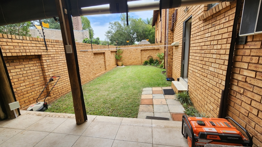 3 Bedroom Property for Sale in New Redruth Gauteng