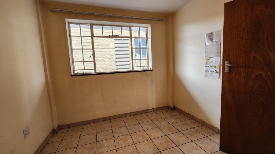 2 Bedroom Property for Sale in New Redruth Gauteng