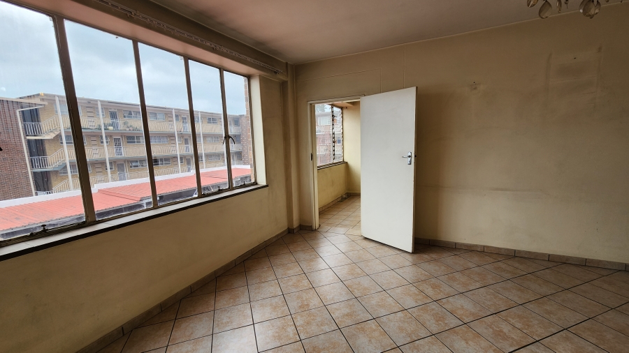 2 Bedroom Property for Sale in New Redruth Gauteng