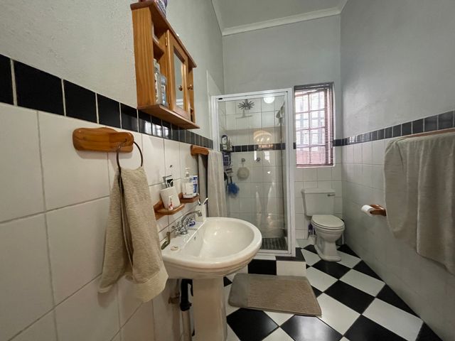 4 Bedroom Property for Sale in Malvern Gauteng