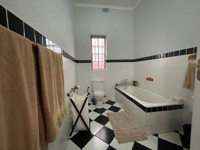 4 Bedroom Property for Sale in Malvern Gauteng