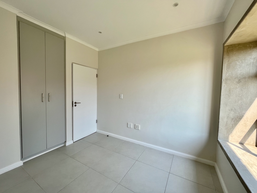 To Let 2 Bedroom Property for Rent in The Retreat Gauteng