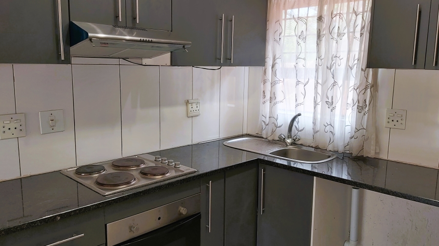 2 Bedroom Property for Sale in Fourways Gauteng