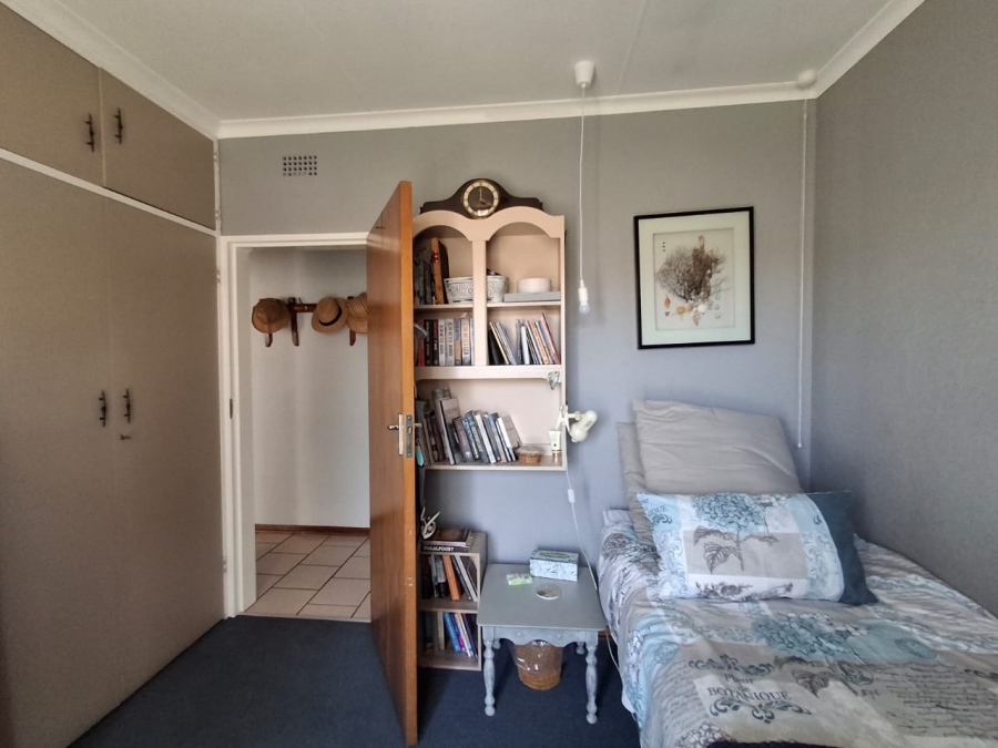 5 Bedroom Property for Sale in Dalpark Gauteng