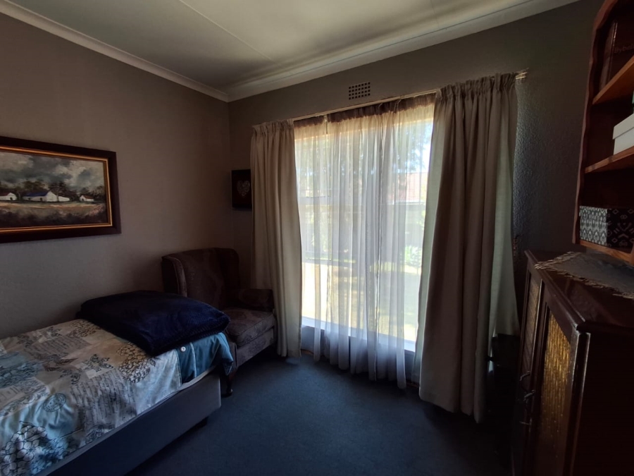 5 Bedroom Property for Sale in Dalpark Gauteng