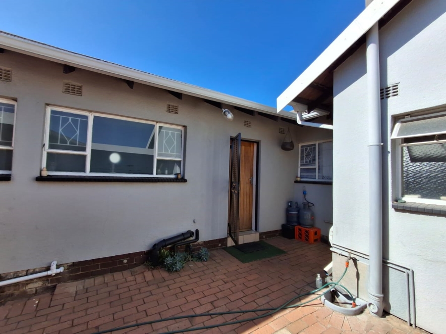 5 Bedroom Property for Sale in Dalpark Gauteng