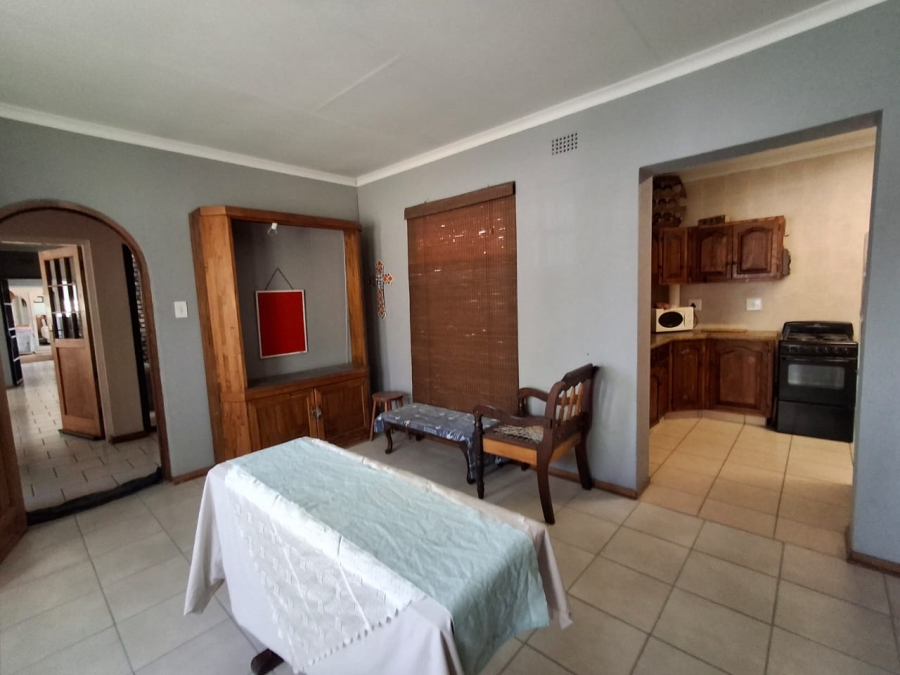 5 Bedroom Property for Sale in Dalpark Gauteng