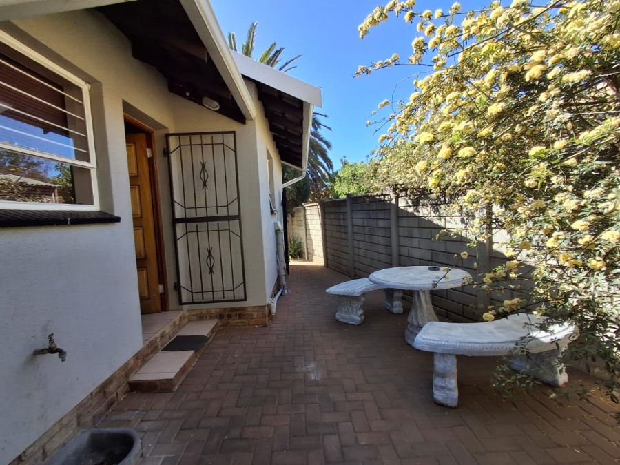 5 Bedroom Property for Sale in Dalpark Gauteng