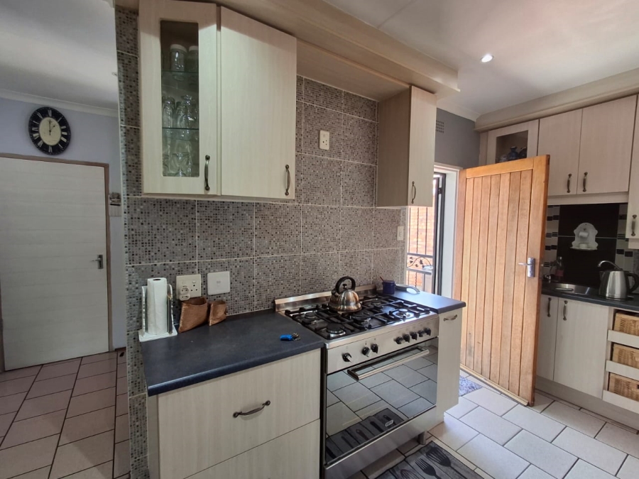 5 Bedroom Property for Sale in Dalpark Gauteng