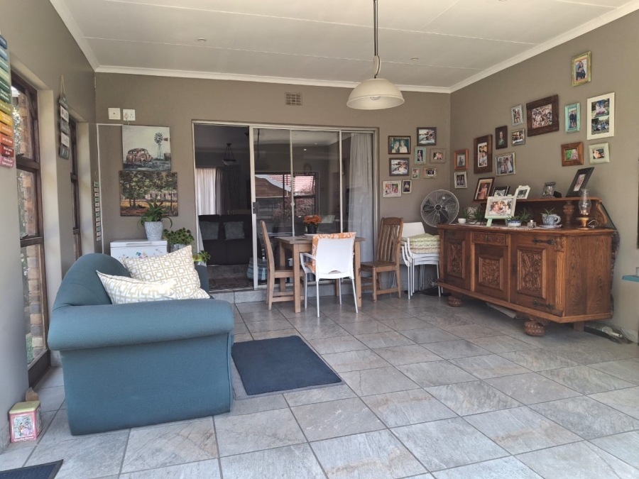 5 Bedroom Property for Sale in Dalpark Gauteng