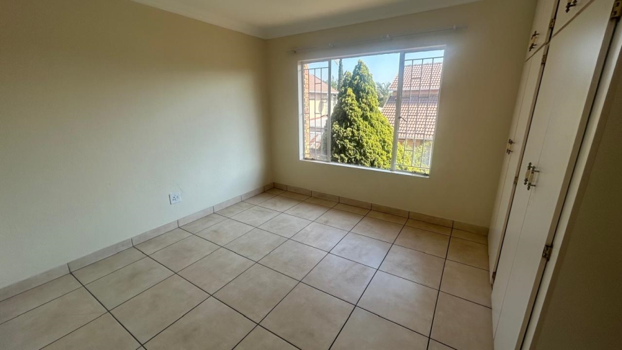 2 Bedroom Property for Sale in Bardene Gauteng