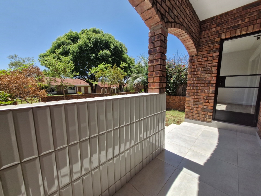 3 Bedroom Property for Sale in Faerie Glen Gauteng