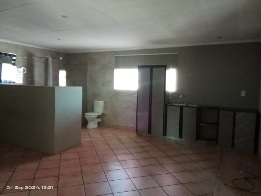 5 Bedroom Property for Sale in Overkruin Gauteng