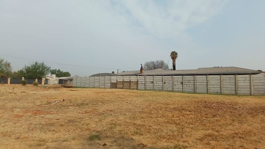 0 Bedroom Property for Sale in Rothdene Gauteng