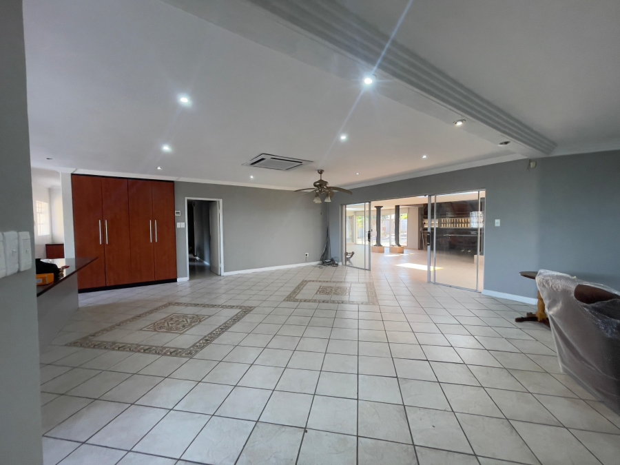 4 Bedroom Property for Sale in Three Rivers East Gauteng