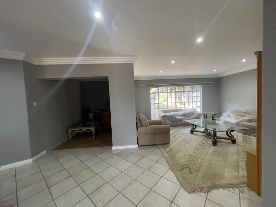 4 Bedroom Property for Sale in Three Rivers East Gauteng