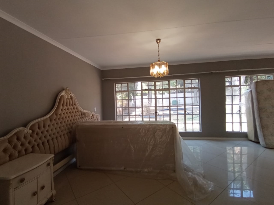 4 Bedroom Property for Sale in Three Rivers East Gauteng