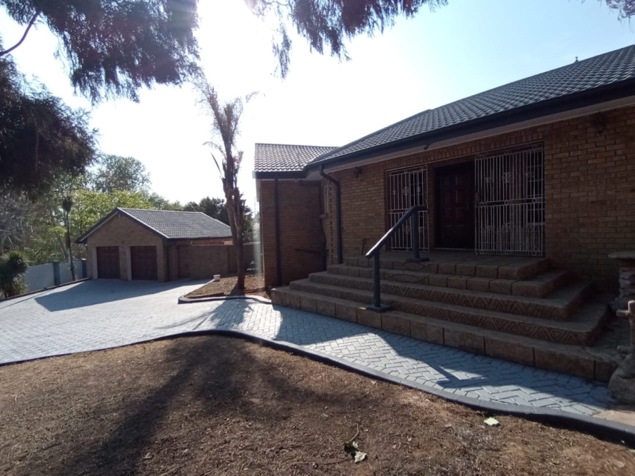 4 Bedroom Property for Sale in Three Rivers East Gauteng