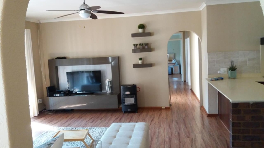 To Let 3 Bedroom Property for Rent in Birchleigh Gauteng