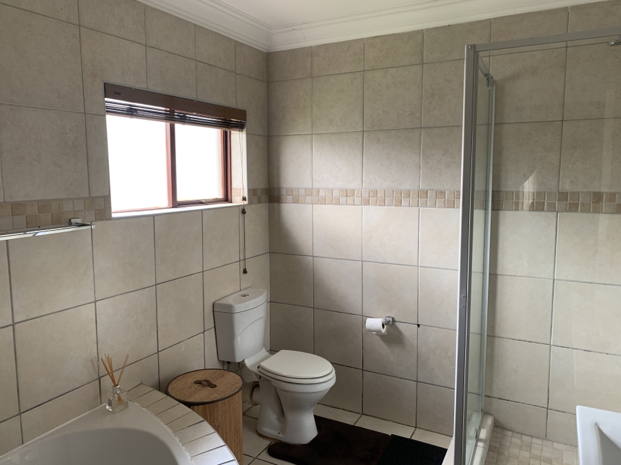 4 Bedroom Property for Sale in Savannah Country Estate Gauteng